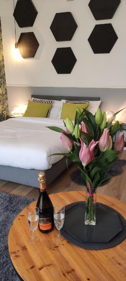 Be My Guest - Jerozolimskie - Super Centrum Metro Wi-fi Breakfast Apartment Warschau