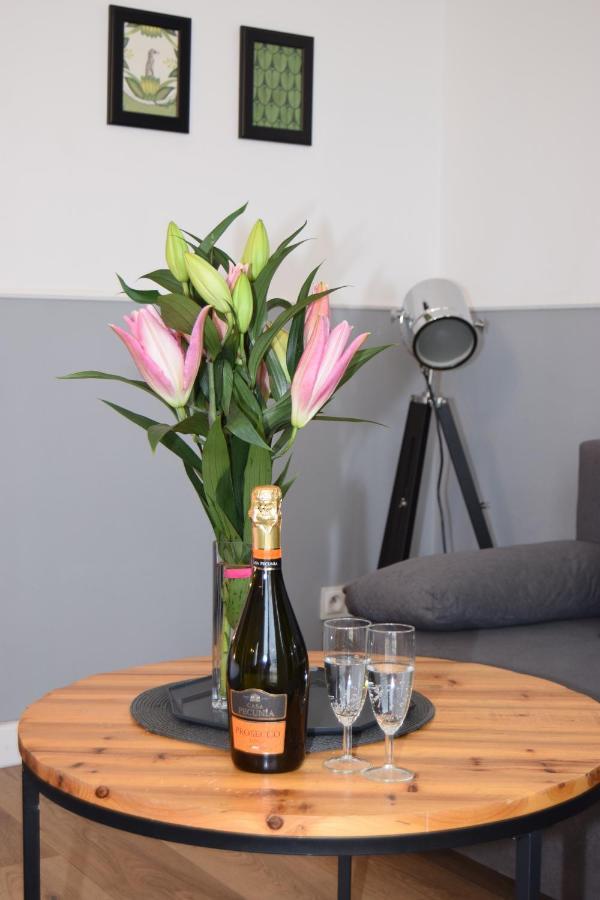 Apartment Be My Guest - Jerozolimskie - Super Centrum Metro Wi-fi Breakfast