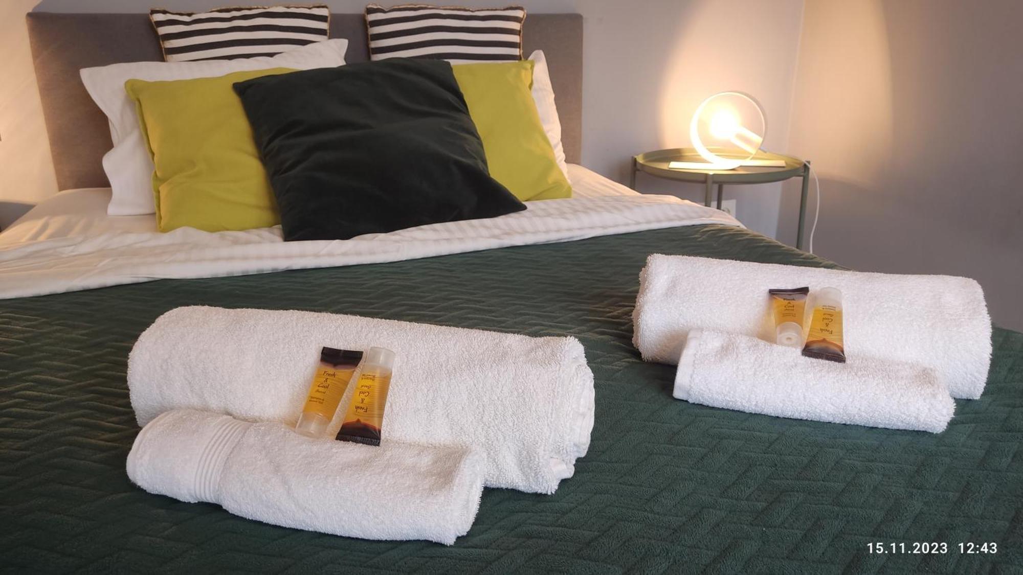Be My Guest - Jerozolimskie - Super Centrum Metro Wi-fi Breakfast Apartment *