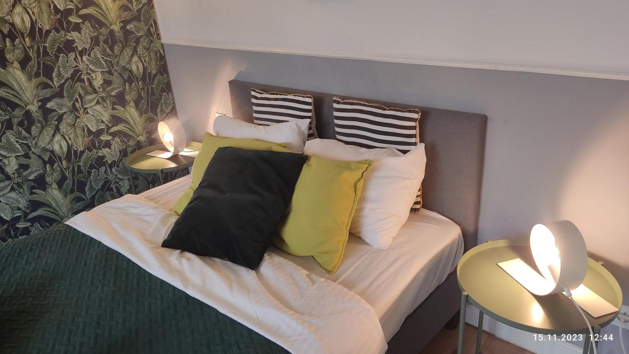 Apartment Be My Guest - Jerozolimskie - Super Centrum Metro Wi-fi Breakfast Warschau